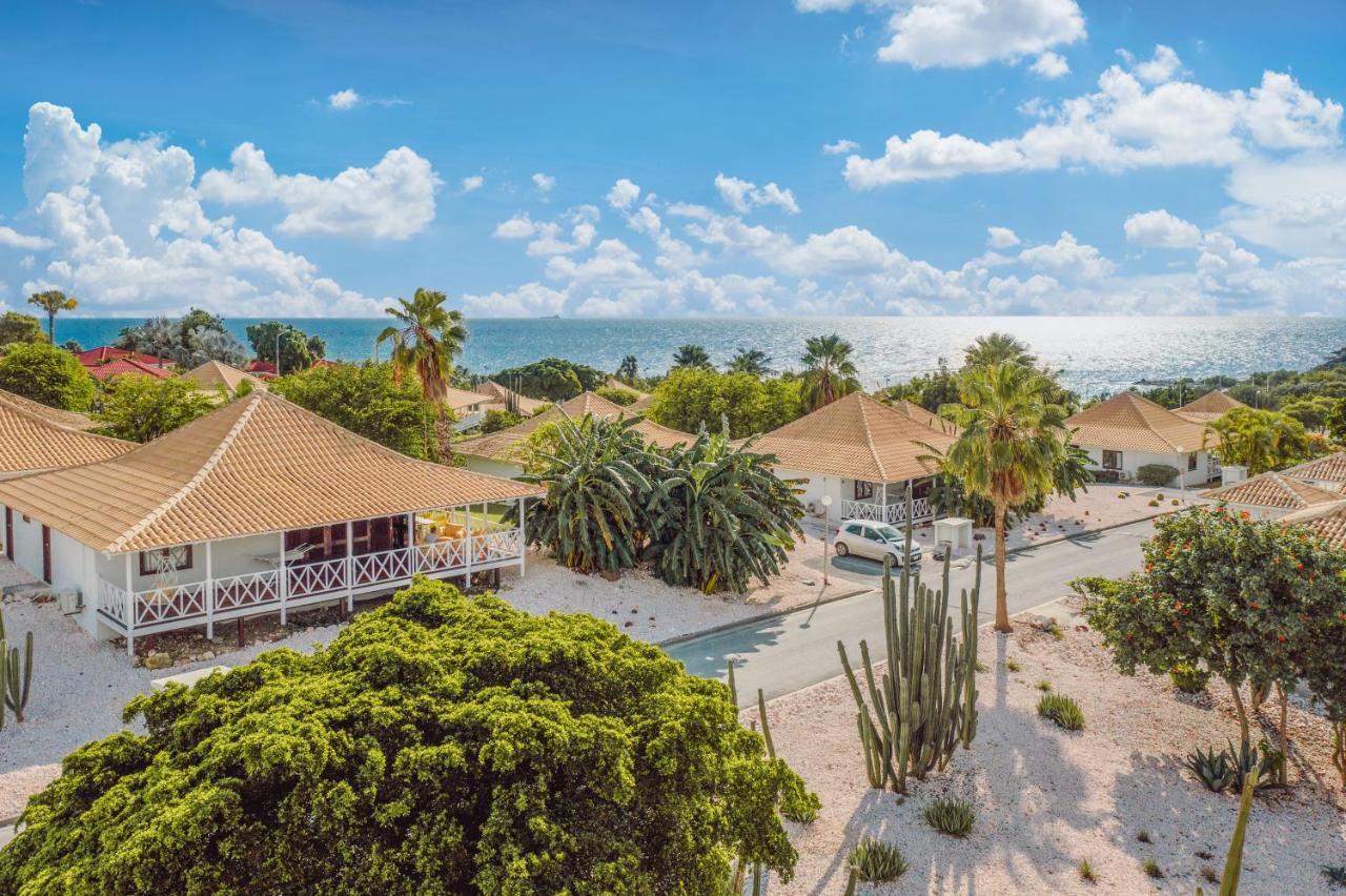 Papagayo Beach Resort (Adults Only) Віллемстад Екстер'єр фото
