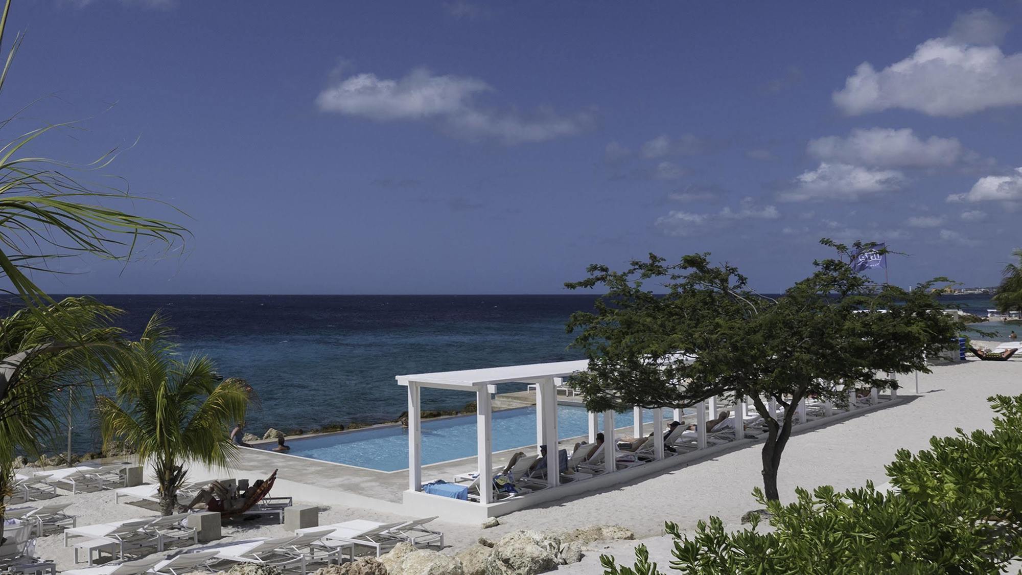 Papagayo Beach Resort (Adults Only) Віллемстад Екстер'єр фото