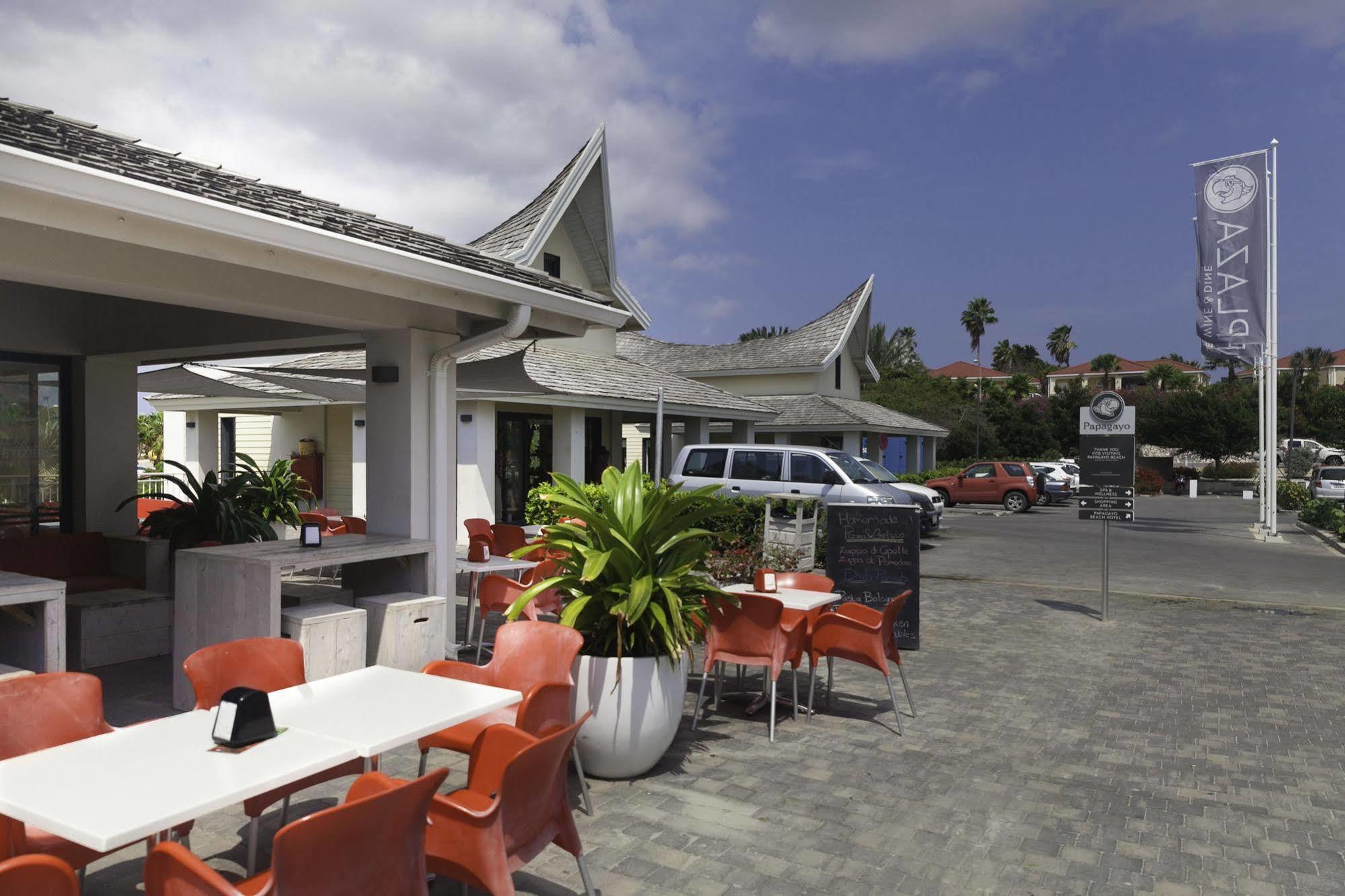 Papagayo Beach Resort (Adults Only) Віллемстад Екстер'єр фото