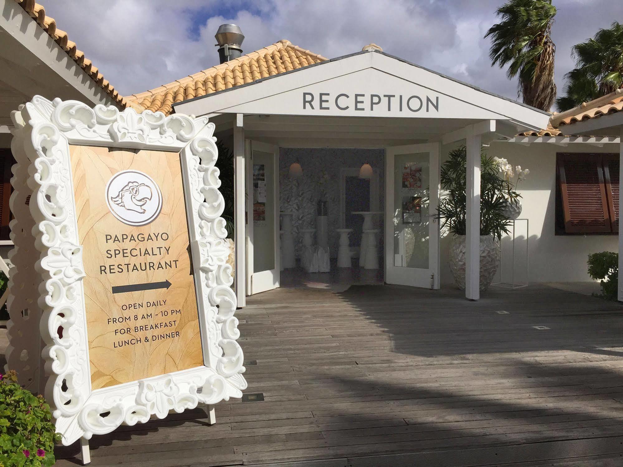 Papagayo Beach Resort (Adults Only) Віллемстад Екстер'єр фото