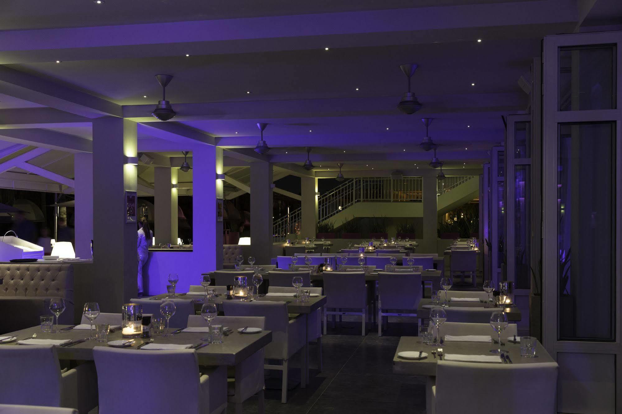 Papagayo Beach Resort (Adults Only) Віллемстад Екстер'єр фото